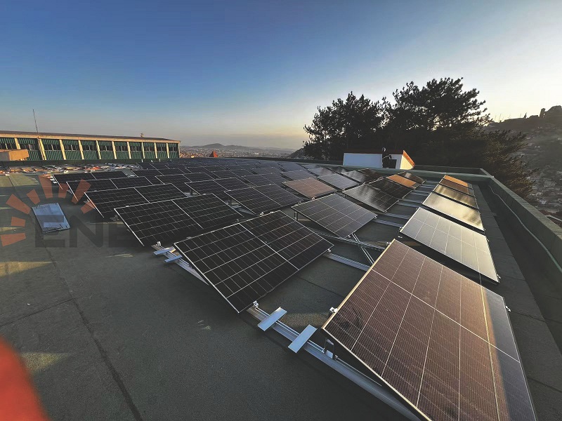 Ballasted solar mounting system