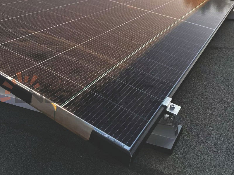 Ballasted solar mounting system