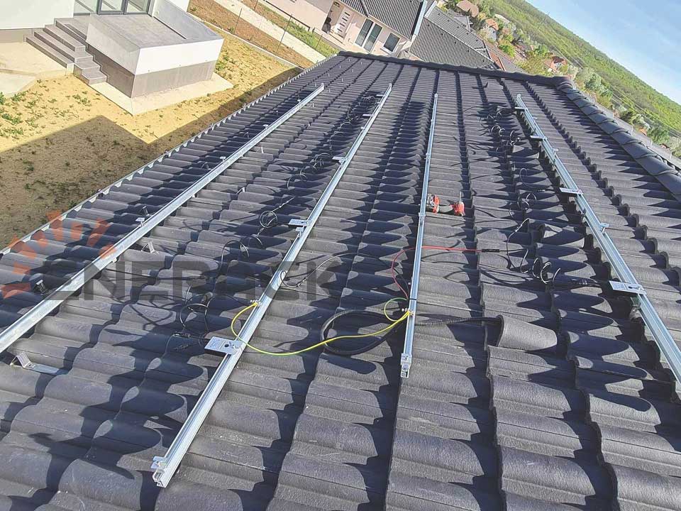 Sistema de gancho para telhado de telha 3.6KW T01 na Hungria