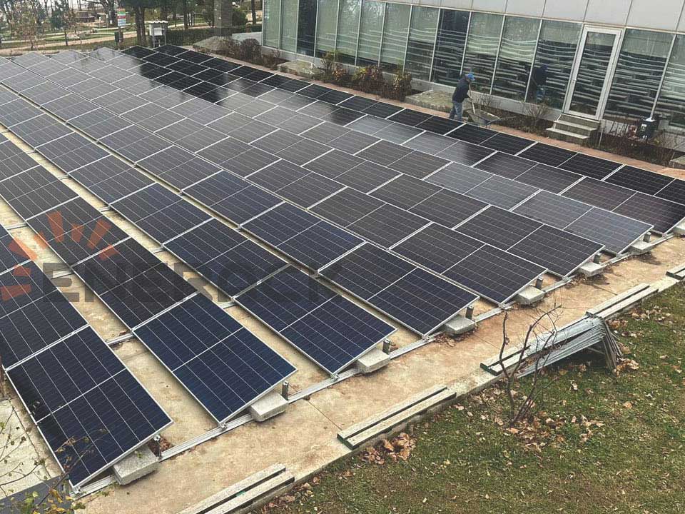 Sistema Ballasted-PRO de 50KW na Albânia