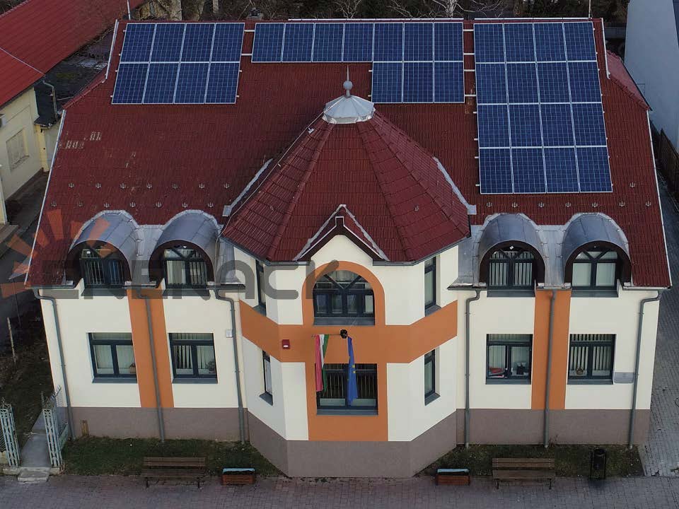 12.5KW T01 telha sistema de gancho de telhado na Hungria